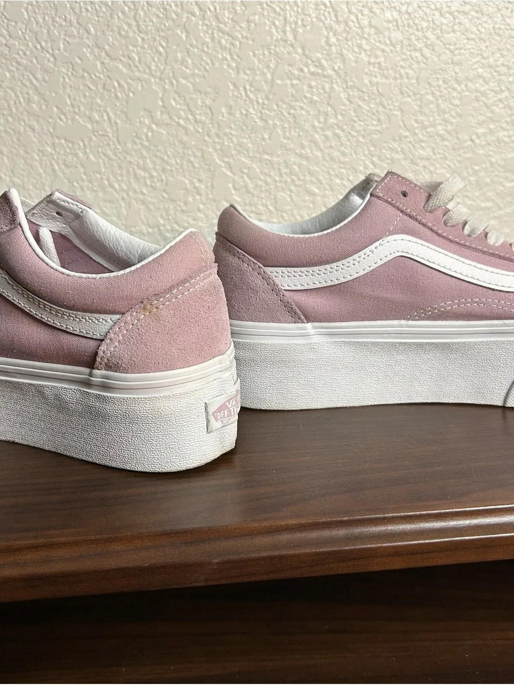Women’s Pink Suede Low-Top Sneakers with White Stripe